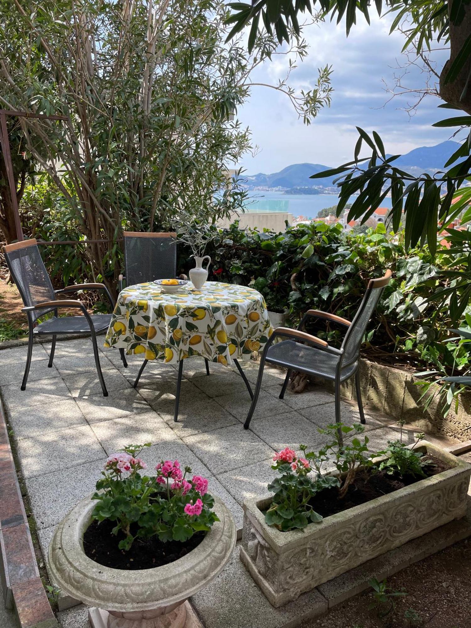 Apartments Sana Sveti Stefan Eksteriør billede